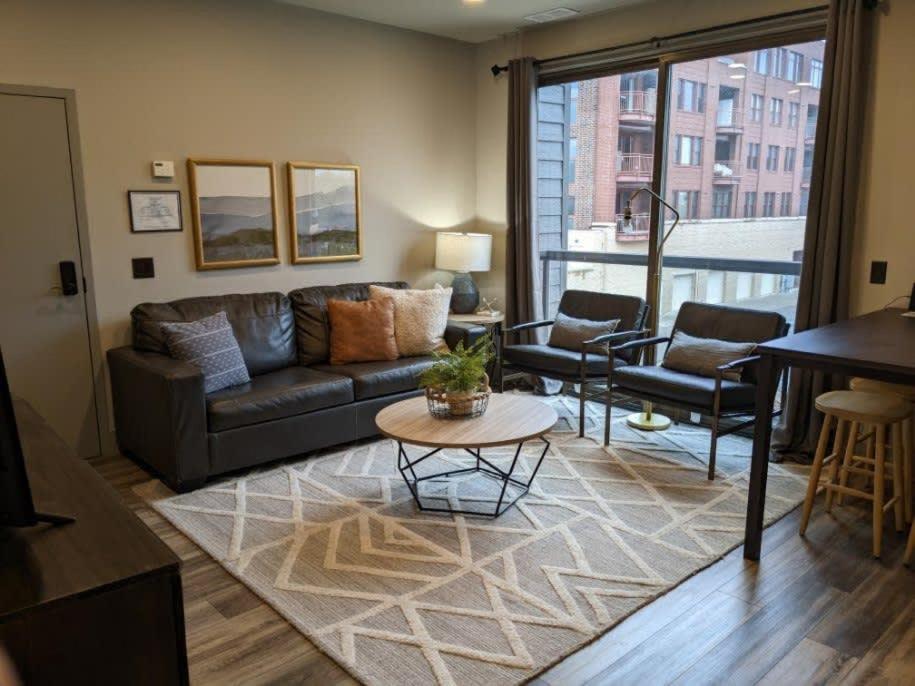 Modern Condo 210 Just Blocks From Lake Michigan Traverse Stadt Exterior foto