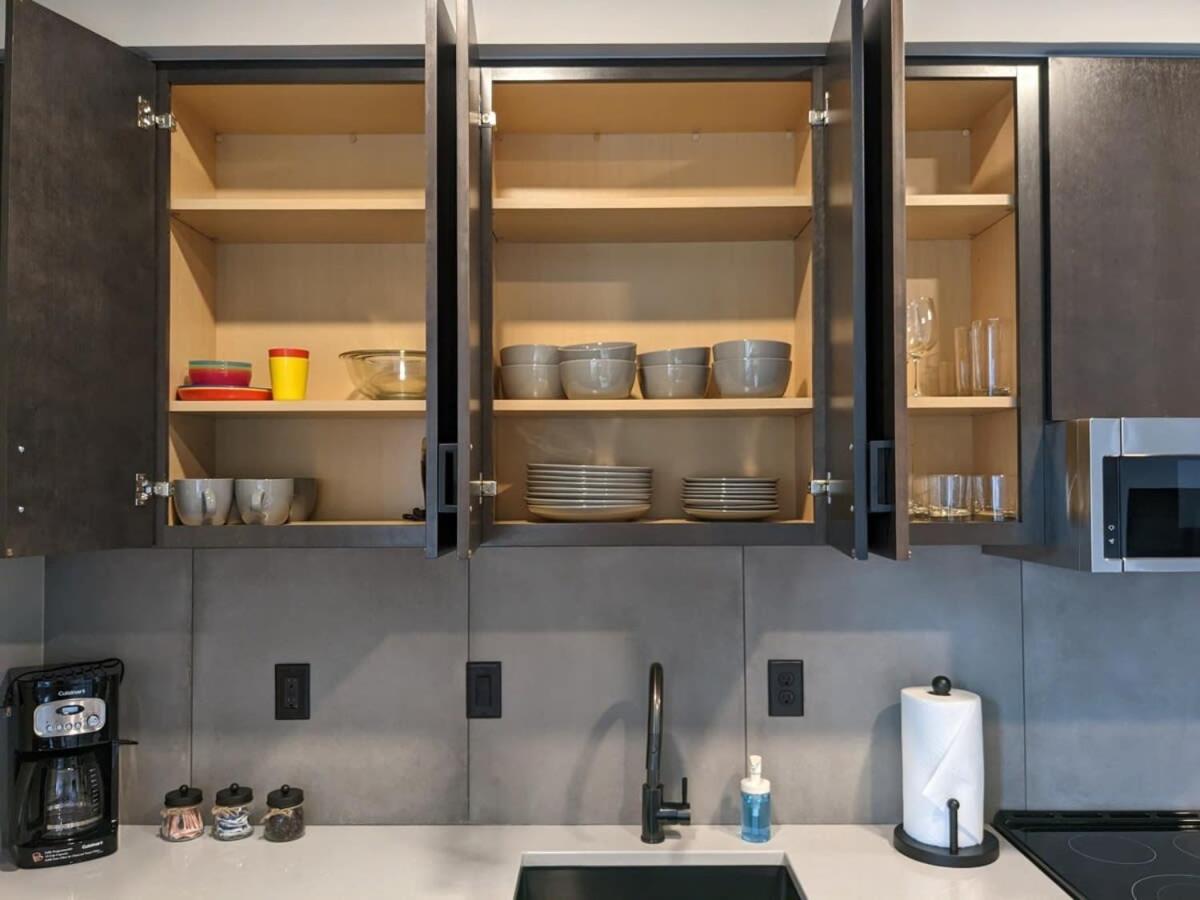 Modern Condo 210 Just Blocks From Lake Michigan Traverse Stadt Exterior foto